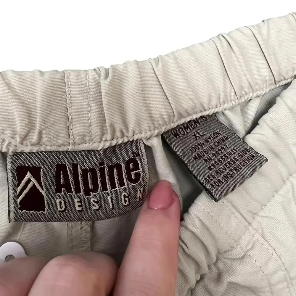 Beige Outdoor Shorts with Adjustable Buckle Waist